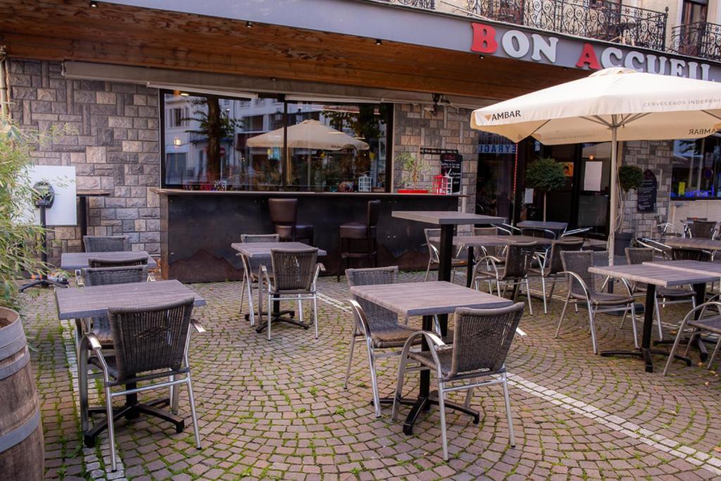 Le Bon Accueil Hotel Bagneres-de-Luchon Ngoại thất bức ảnh